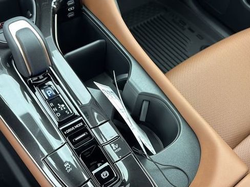 New 2025 Toyota Crown Signia w/ Advanced Technology Package image 25