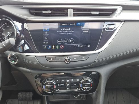 Used 2021 Buick Encore GX Select w/ Experience Buick Package FWD image 8