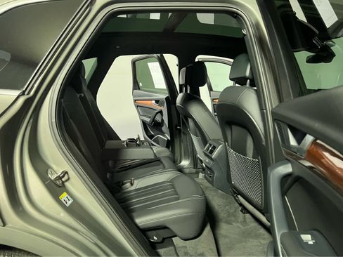 Used 2023 Audi Q5 2.0T Premium Plus w/ Premium Plus Package AWD/4WD image 28
