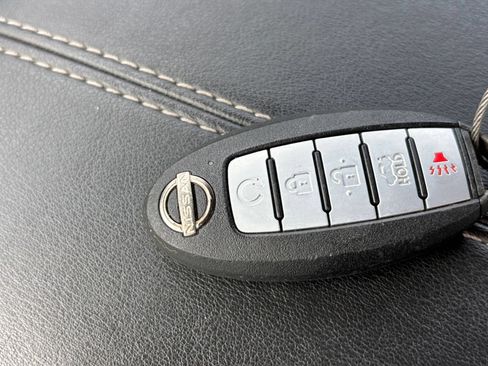 Used 2025 Nissan Altima 2.5 SV FWD image 24
