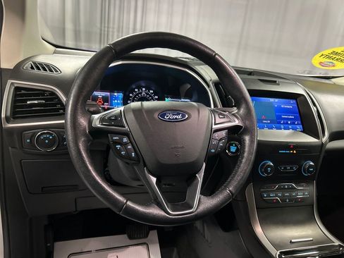 Used 2020 Ford Edge SEL w/ Convenience Package image 15