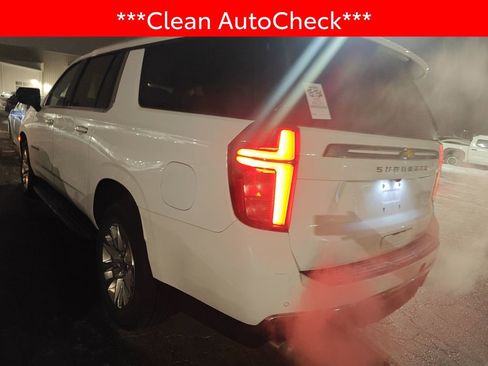 Used 2023 Chevrolet Suburban Premier image 4