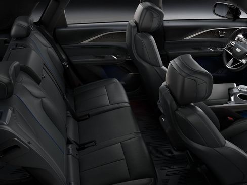 New 2025 Cadillac Lyriq Luxury image 35