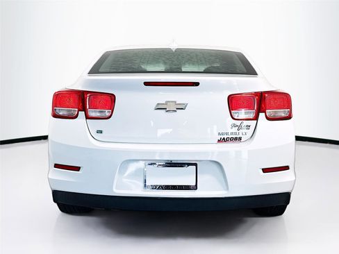 Used 2015 Chevrolet Malibu LT w/ Leather Package FWD image 11