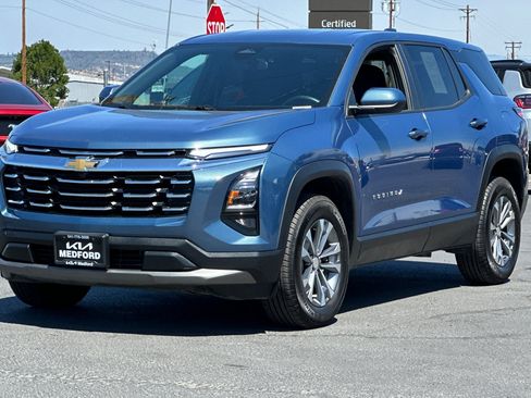 Used 2025 Chevrolet Equinox LT AWD/4WD image 9