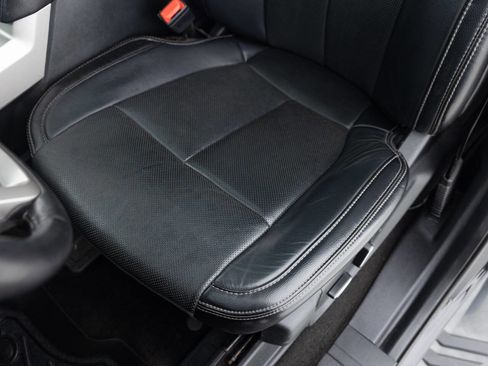 Used 2018 Ford F150 Lariat w/ Equipment Group 502A Luxury image 25