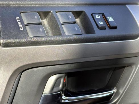 Used 2023 Toyota 4Runner Limited image 13