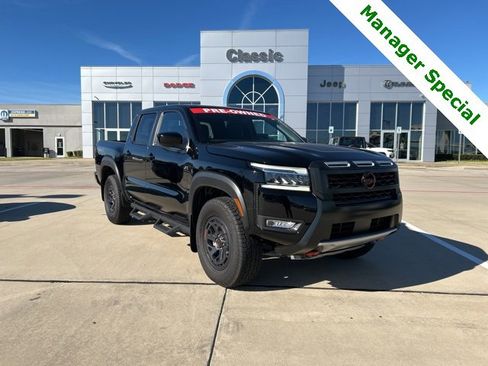 Used 2025 Nissan Frontier PRO-4X w/ Black Accent Package image 1