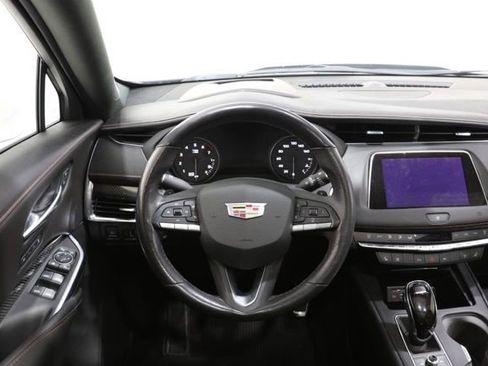 Used 2020 Cadillac XT4 Sport AWD/4WD image 14