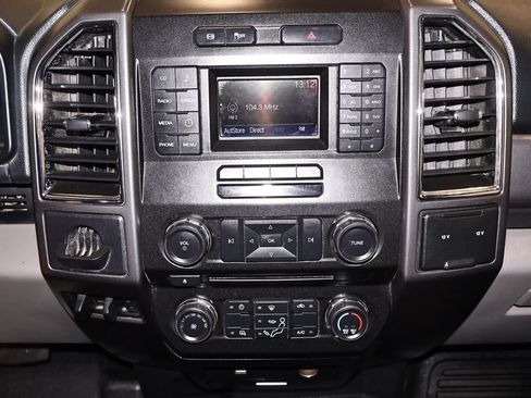 Certified 2017 Ford F550 4x4 Regular Cab Super Duty w/ XLT Value Package image 26