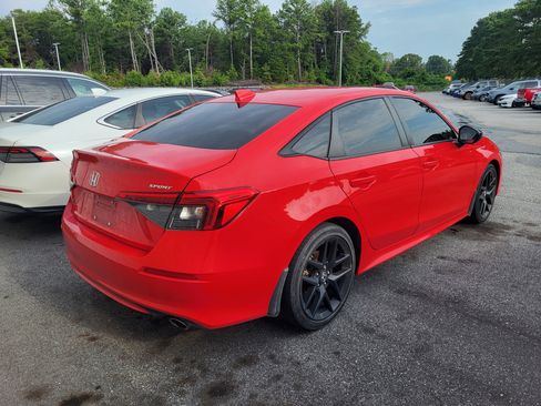 Used 2022 Honda Civic Sport image 4