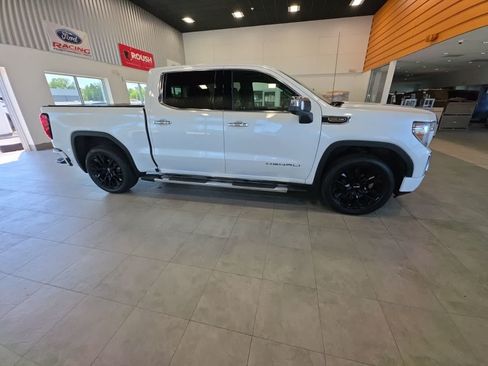 Used 2021 GMC Sierra 1500 Denali w/ Driver Alert Package II AWD/4WD image 7