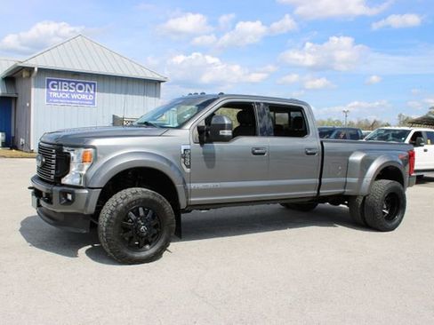 Used 2022 Ford F450 XLT w/ FX4 Off-Road Package image 5