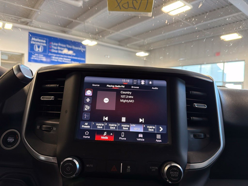 Used 2022 RAM 2500 Big Horn w/ Snow Chief Group AWD/4WD image 8