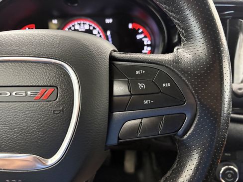 Used 2019 Dodge Durango AWD image 34