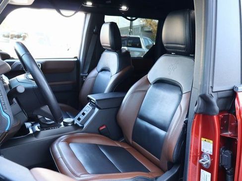 Used 2023 Ford Bronco Outer Banks image 9