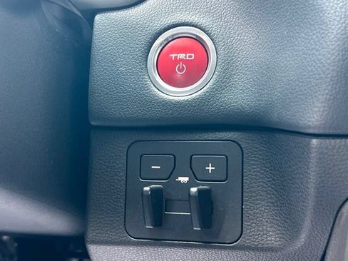 Used 2022 Toyota Tundra Limited w/ TRD Off-Road Package AWD/4WD image 55