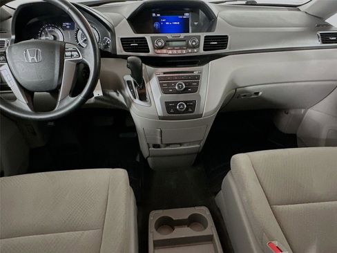 Used 2015 Honda Odyssey LX image 21