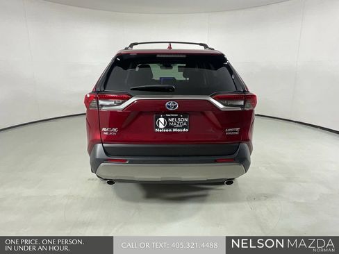 Used 2023 Toyota RAV4 Limited AWD/4WD image 7