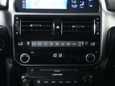 Used 2023 Lexus GX 460 Premium w/ Premium Package AWD/4WD image 23