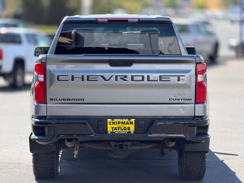 Used 2021 Chevrolet Silverado 1500 Custom Trail Boss w/ Safety Confidence Package AWD/4WD image 16