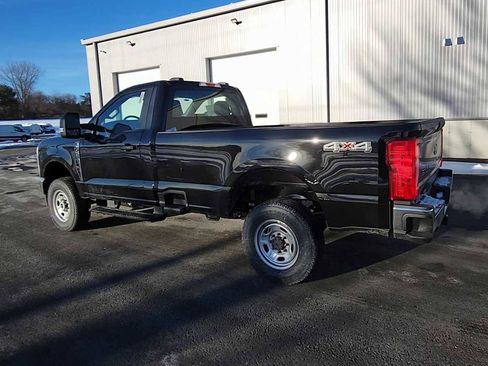 New 2026 Ford F250 XL w/ XL Chrome Package image 6