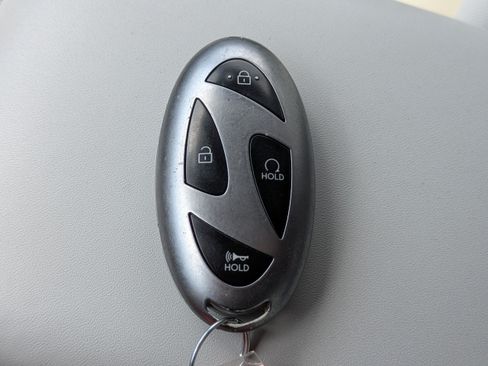 Used 2025 Hyundai Kona SEL FWD image 32