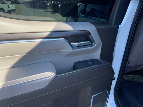 Used 2023 GMC Sierra 1500 SLT w/ SLT Premium Plus Package image 22