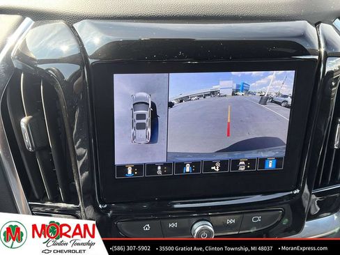 Certified 2023 Chevrolet Traverse LT w/ LT Premium Package AWD/4WD image 23