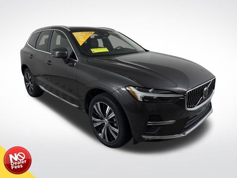Used 2022 Volvo XC60 B5 Inscription w/ Advanced Package image 1