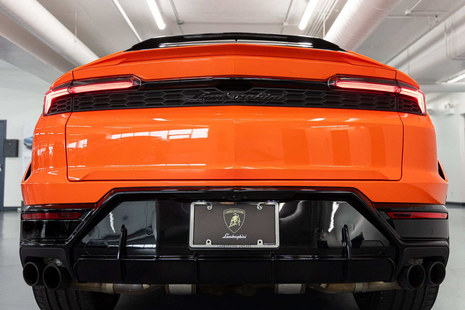 Used 2025 Lamborghini Urus S AWD/4WD image 22