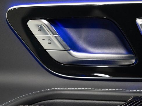 New 2026 Mercedes-Benz SL 63 AMG 4MATIC image 18