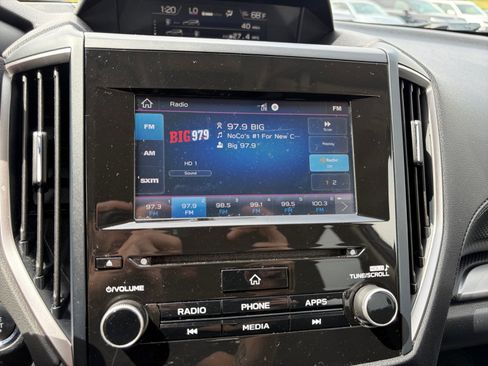 Used 2020 Subaru Forester Premium AWD/4WD image 26