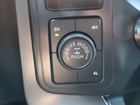 New 2026 Ford F150 XLT w/ XLT Black Appearance Package AWD/4WD image 15