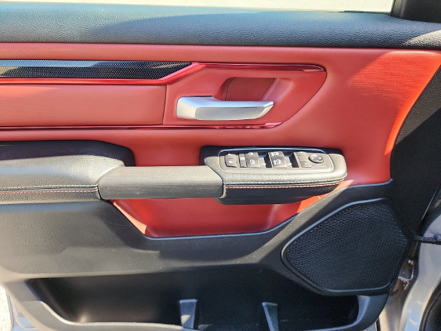 Used 2019 RAM 1500 Rebel AWD/4WD image 13