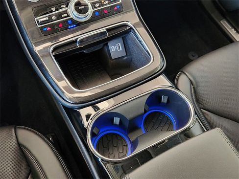 Used 2023 Lincoln Nautilus Reserve w/ Equipment Group 201A image 21