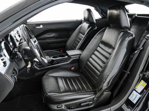 Used 2006 Ford Mustang GT RWD image 27