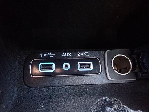 Used 2020 Jeep Grand Cherokee Limited AWD/4WD image 25