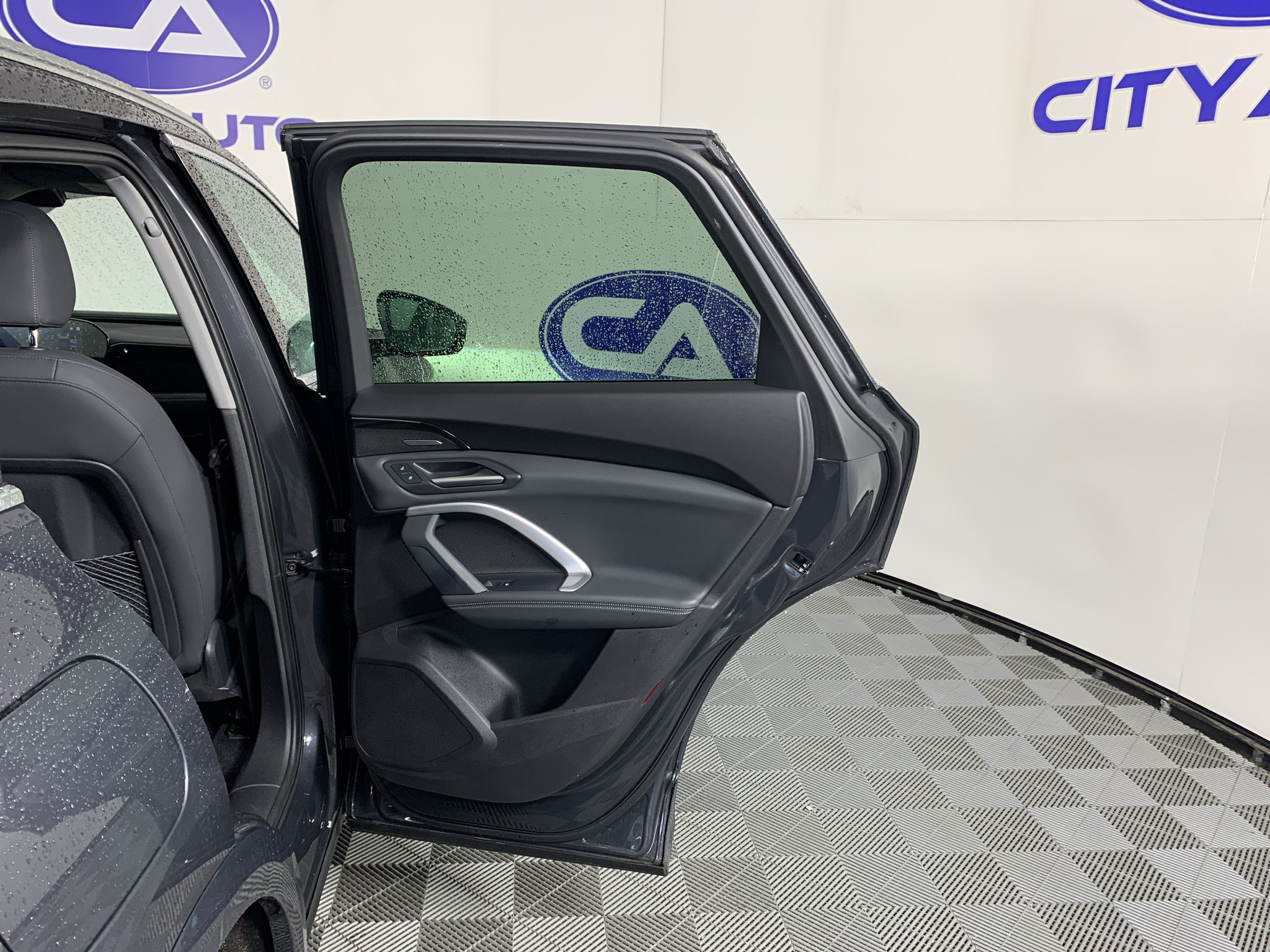 Used 2025 Audi Q5 Premium Plus w/ Premium Plus AWD/4WD image 33