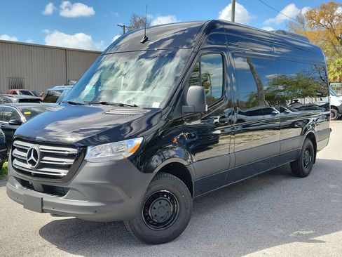 New 2026 Mercedes-Benz Sprinter 2500 image 1