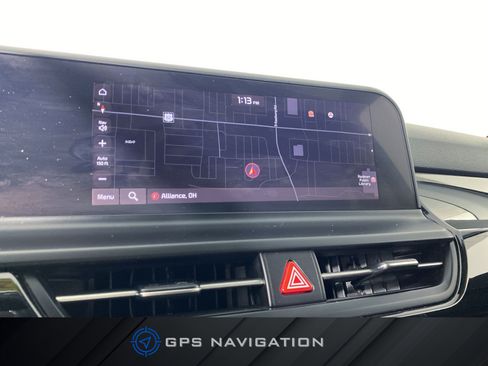 Used 2024 Kia Seltos S FWD image 2