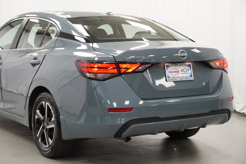 Used 2024 Nissan Sentra SV FWD image 39