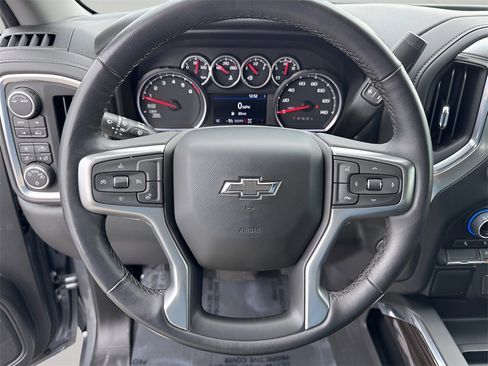 Used 2022 Chevrolet Silverado 1500 RST image 12