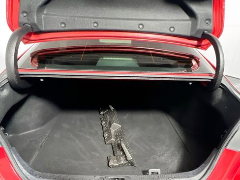 Used 2020 Toyota Camry SE image 30