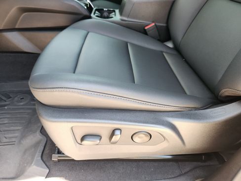 Used 2025 Chevrolet Colorado Trail Boss AWD/4WD image 20