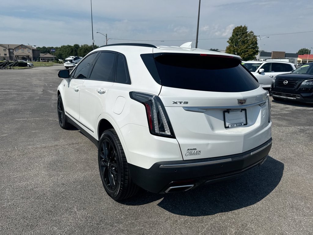 Used 2021 Cadillac XT5 Sportv w/ LPO, Floor Liner Package AWD/4WD image 12