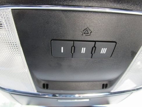 Used 2023 Dodge Charger GT image 25