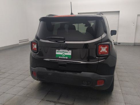 Used 2020 Jeep Renegade Altitude FWD image 7