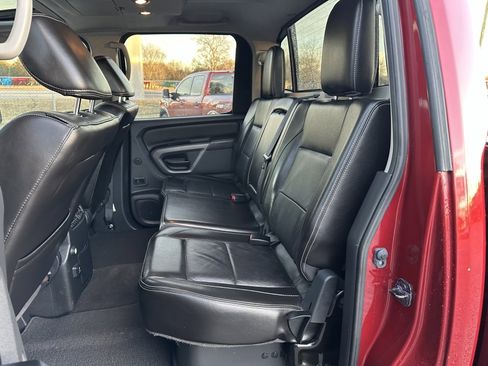 Used 2015 Nissan Titan PRO-4X w/ Pro-4x Luxury Package image 17