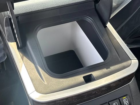 New 2026 Toyota Sienna Platinum AWD/4WD image 56